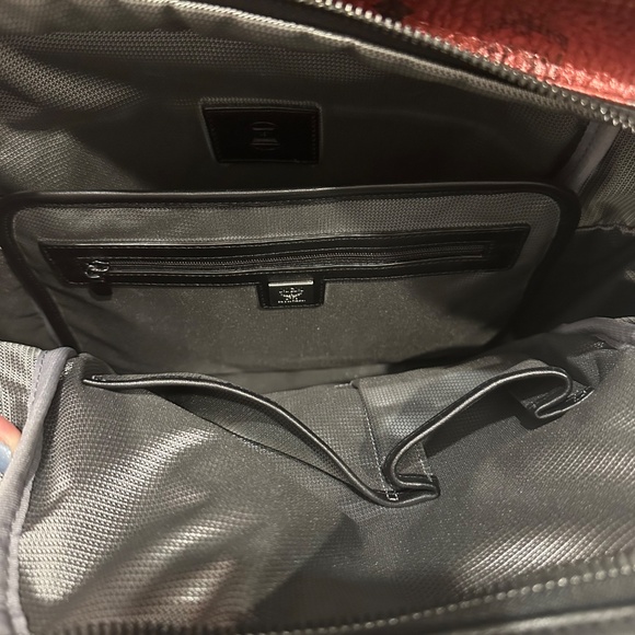 Bag pack - Picture 3 of 6